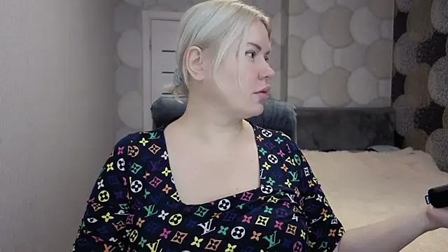 natusik online show from 11/15/25, 02:09