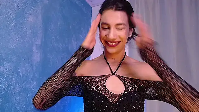 sofiaa grey  online show from 01/14/25, 07:53