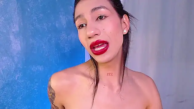 sofiaa grey  online show from 01/17/25, 05:51