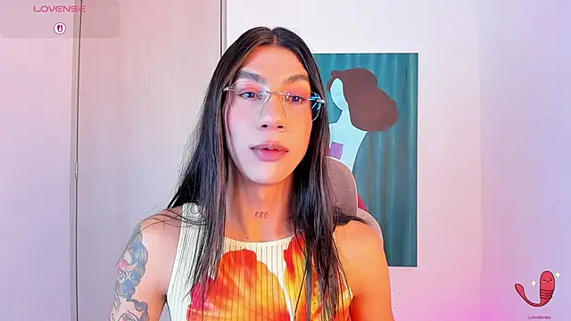 sofiaa grey  online show from 02/16/26, 01:40