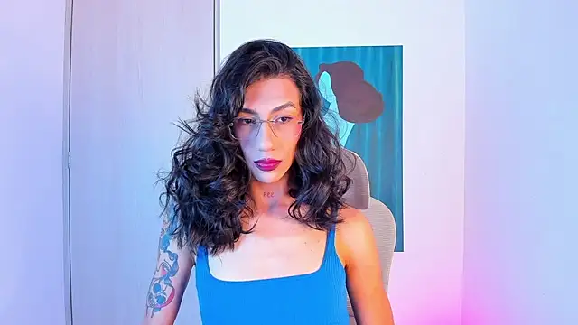 sofiaa grey  online show from 04/10/26, 02:11