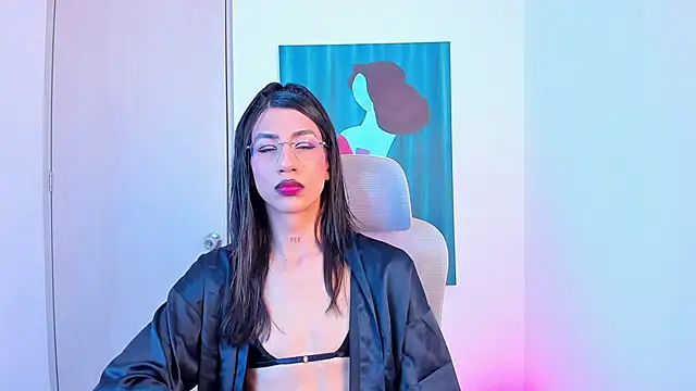 sofiaa grey  online show from 04/18/26, 07:29