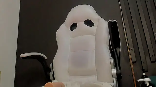 Shayla27 online show from 02/26/25, 04:24