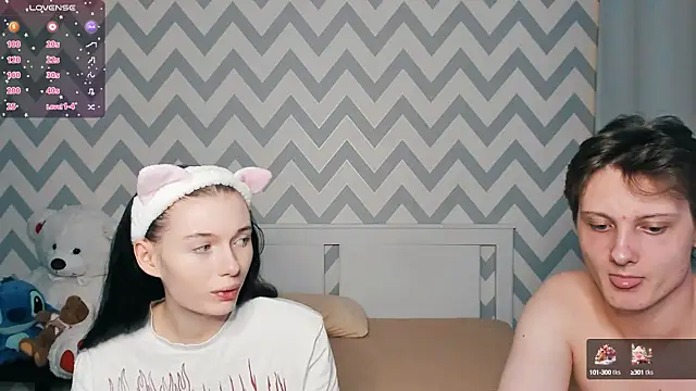 Snapshot of shaameless chatting on 12/20/24, 03:14 shaameless online show from 12/20/24, 03:14