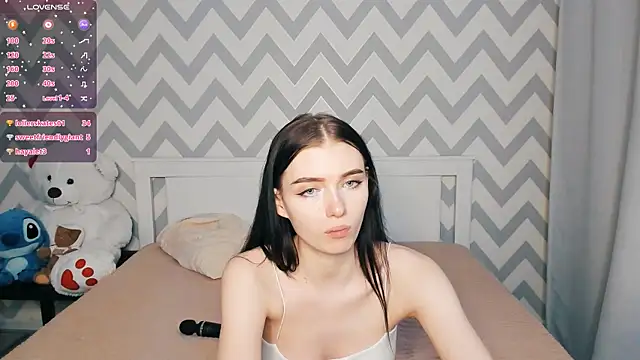 Snapshot of shaameless chatting on 12/27/24, 07:46 shaameless online show from 12/27/24, 07:46