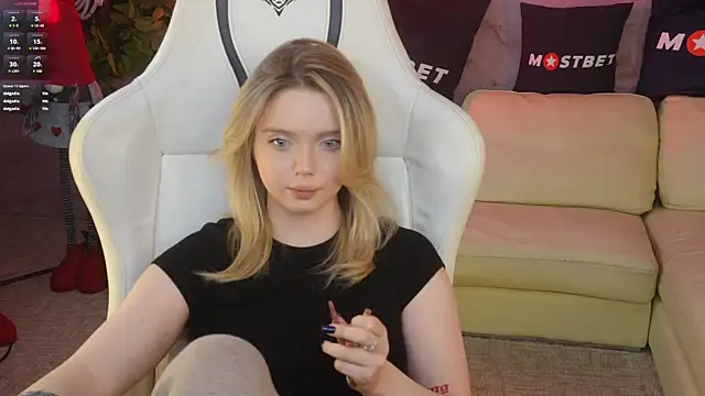 Cassy-Celestial  online show from 12/22/24, 03:11