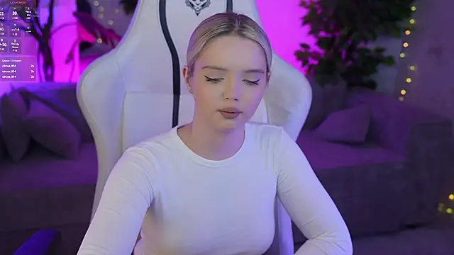 Cassy-Celestial  online show from 02/16/25, 06:54