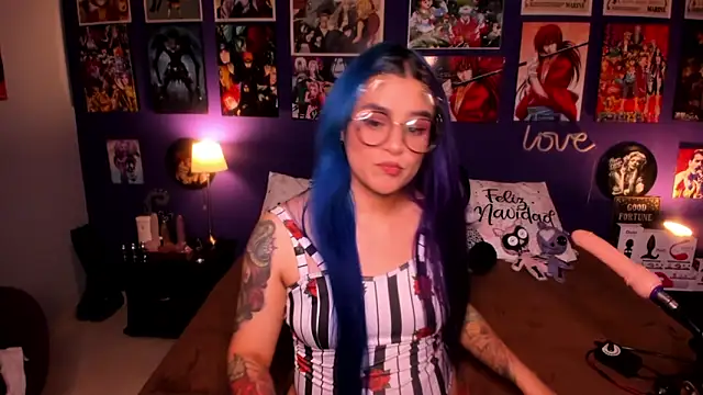 anne cross online show from 12/12/24, 02:48