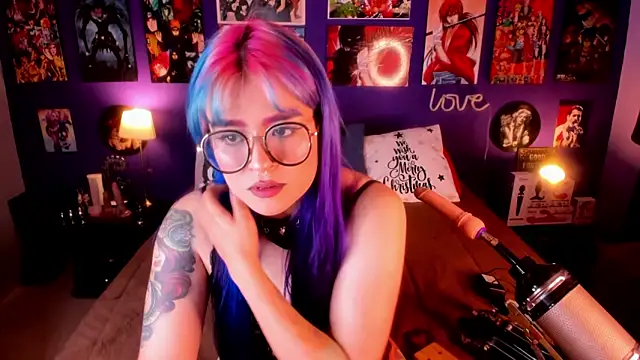 anne cross online show from 01/18/25, 02:14