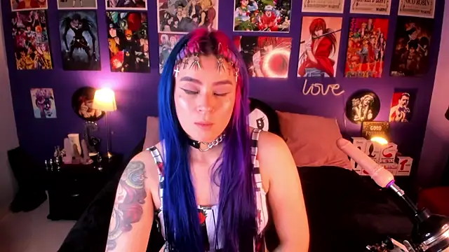 anne cross online show from 02/04/25, 02:39