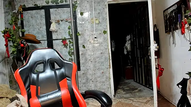 Erlinda-engel online show from 02/27/25, 12:02