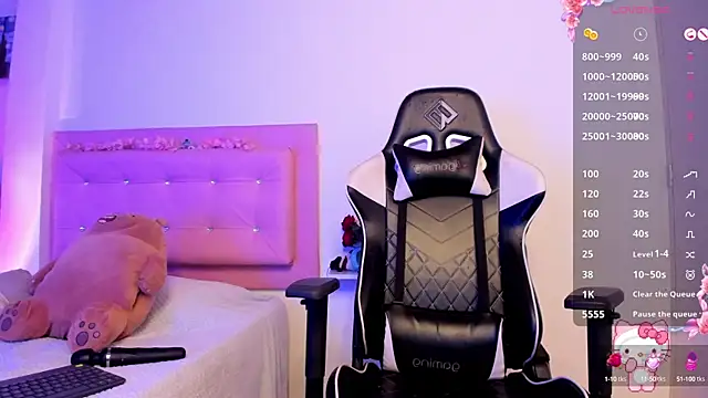 little jade online show from 02/14/25, 01:29