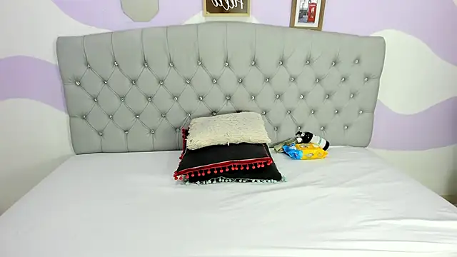 BRIYITHMENA online show from 09/24/25, 02:09