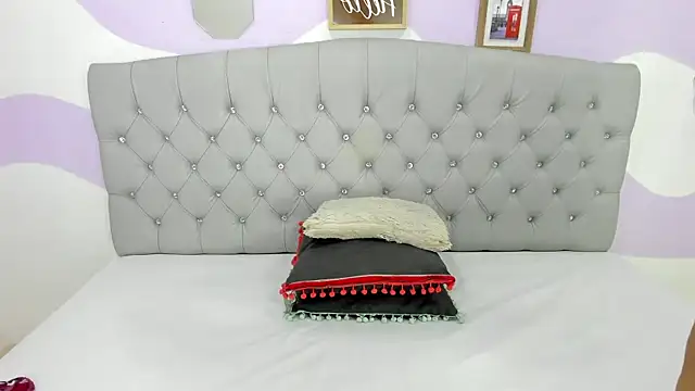 BRIYITHMENA online show from 12/05/25, 02:36