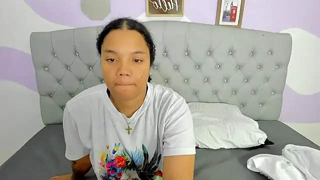 Snapshot of BRIYITHMENA chatting on 05/19/26, 11:38 BRIYITHMENA online show from 05/19/26, 11:38