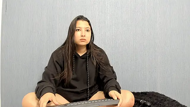 cami-01 online show from 03/12/25, 07:49