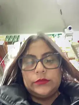 Snapshot of Sol_biglips chatting on 12/31/24, 10:56 Sol biglips online show from 12/31/24, 10:56