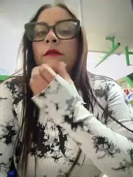 Snapshot of Sol_biglips chatting on 01/11/25, 04:14 Sol biglips online show from 01/11/25, 04:14