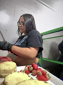 Snapshot of Sol_biglips chatting on 01/17/25, 02:07 Sol biglips online show from 01/17/25, 02:07