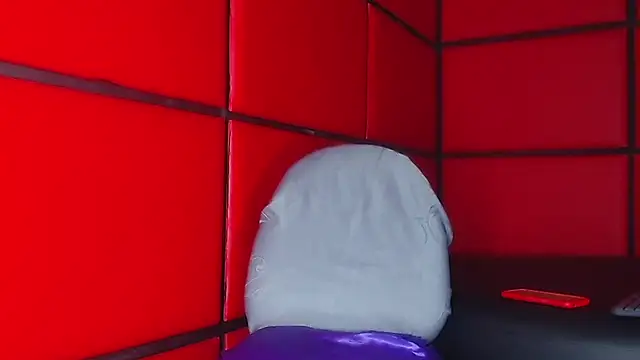 Haileybieberr online show from 01/29/25, 07:43