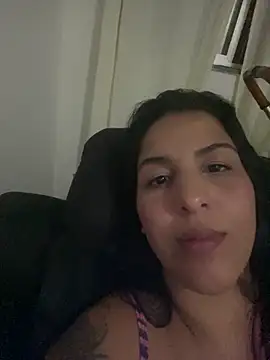 Snapshot of Indiadeusa chatting on 12/20/25, 02:07 Indiadeusa online show from 12/20/25, 02:07