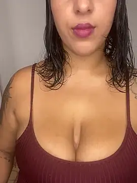 Snapshot of Indiadeusa chatting on 02/23/26, 01:19 Indiadeusa online show from 02/23/26, 01:19