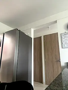 SophiaKarson online show from 10/19/25, 06:19