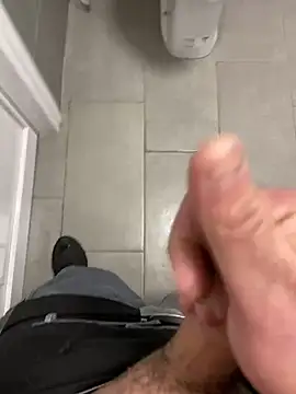 Snapshot of _themask_ chatting on 12/09/24, 03:33  themask  online show from 12/09/24, 03:33