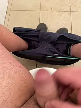 Snapshot of _themask_ chatting on 01/03/25, 10:41  themask  online show from 01/03/25, 10:41