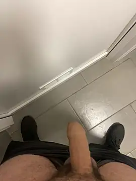 Snapshot of _themask_ chatting on 01/09/25, 12:14  themask  online show from 01/09/25, 12:14