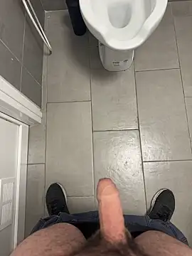 Snapshot of _themask_ chatting on 02/06/25, 09:06  themask  online show from 02/06/25, 09:06