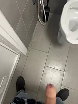 Snapshot of _themask_ chatting on 03/06/25, 08:48  themask  online show from 03/06/25, 08:48