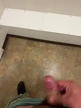 Snapshot of _themask_ chatting on 10/07/25, 02:58  themask  online show from 10/07/25, 02:58