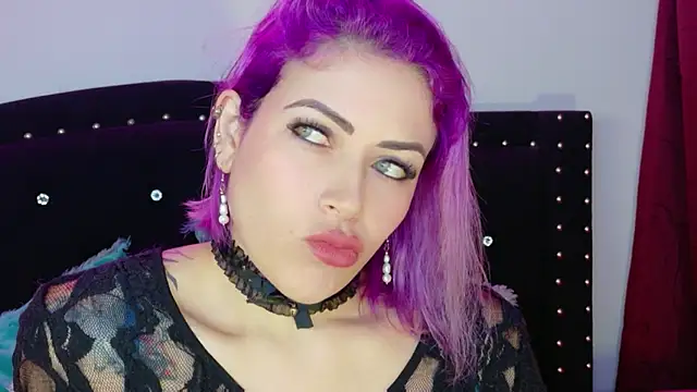 Natalia Montoya online show from 05/04/26, 11:56