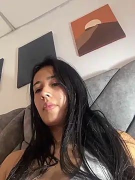 AnithaFigueroa1 online show from 01/21/25, 12:39