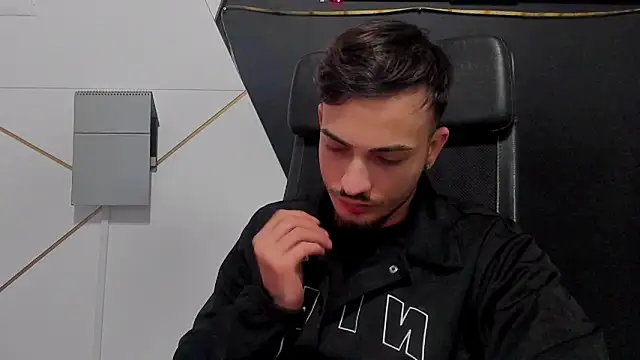 BrandonTate online show from 04/02/26, 07:50