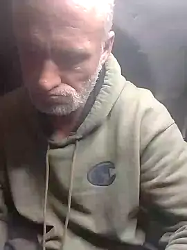 FloppyPickle4u online show from 02/12/25, 04:23