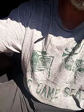 FloppyPickle4u online show from 03/18/25, 06:04