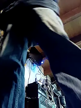 FloppyPickle4u online show from 11/28/25, 04:15