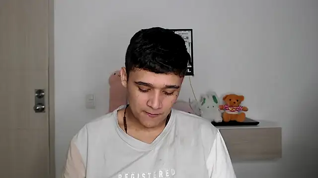 kaiine190 online show from 11/18/25, 07:57