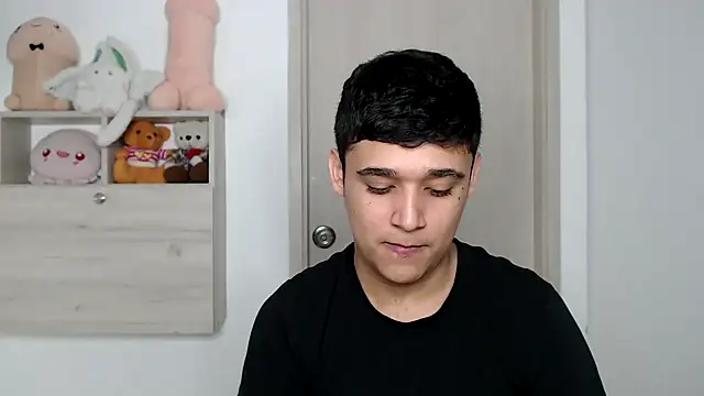 kaiine190 online show from 11/26/25, 07:15