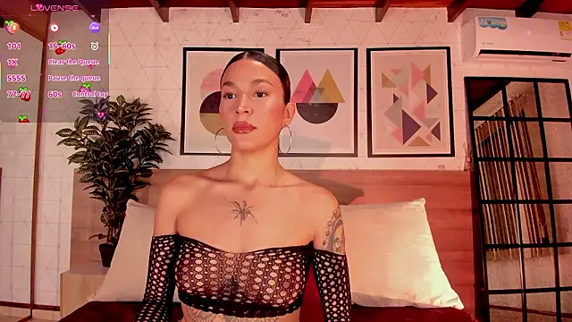 LunaRuso online show from 01/14/26, 07:52