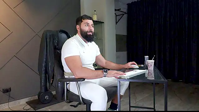 mattmasterss online show from 01/04/25, 05:37