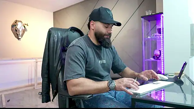 mattmasterss online show from 03/22/25, 08:15