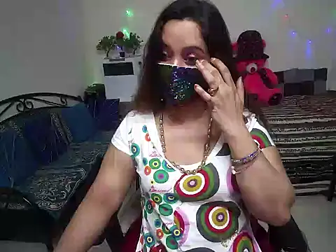Arushisingh8888 online show from 01/24/25, 12:41