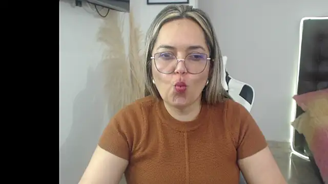 samy vsn online show from 11/30/25, 06:56