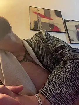 Antonio Vatooo online show from 11/10/25, 02:32