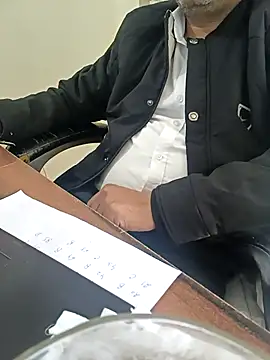 Hot-man39 online show from 12/04/25, 09:40