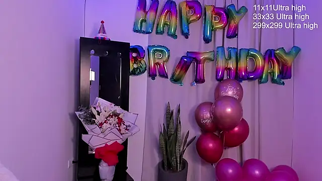 Snapshot of BellaNaye_ chatting on 03/10/25, 04:14 BellaNaye online show from 03/10/25, 04:14