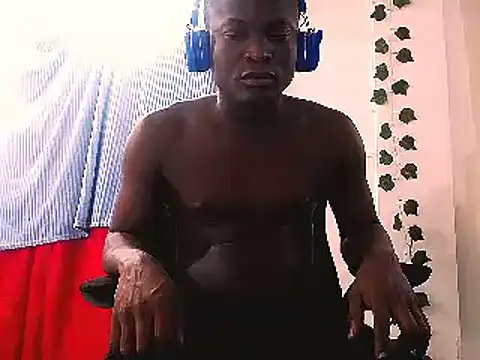 latinhot9631 online show from 01/11/26, 12:48